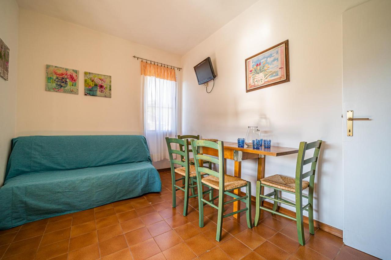 Case Vacanza Filetto A Marina Di Campo Literno Bagian luar foto
